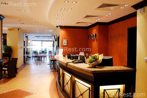 Lion Hotel 4